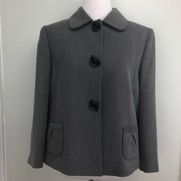Tahari Arthur S. Levine Button Front Jacket - 8 - Picture 4 of 15